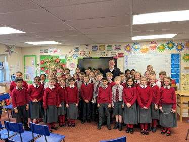 Gareth Davies MP with Year 4 at Copthill School